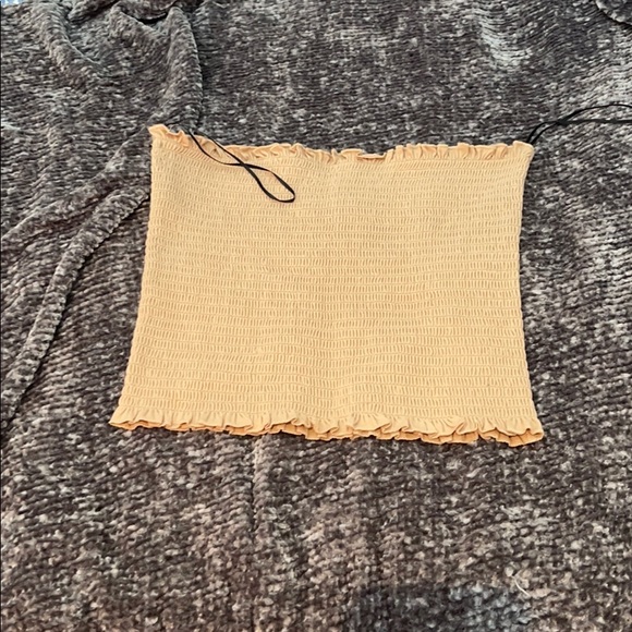 Beige Cropped Tube Top from H&M ✨ - Picture 1 of 1